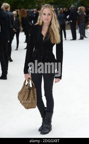 Florence Brudenell-Bruce al Burberry Prorsum Catwalk Show, Hyde Park. Parte della London Fashion Week SS13, Londra. Foto Stock