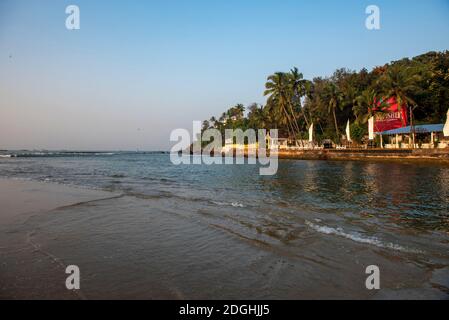 Goa/ India 09 Novembre 2020 Vista di Baga Beach a. Al mattino presto a Goa Nord Foto Stock