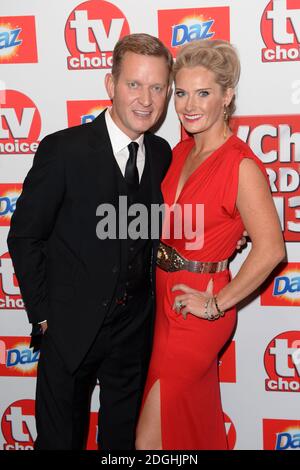 Jeremy Kyle e la moglie arrivano al TV Choice Awards 2013, The Dorchester Hotel, Londra. Foto Stock