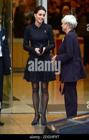 Catherine, la Duchessa di Cambridge, Patrona di Place2Be, frequentando la resilienza della carità e la forza emotiva nel Forum delle scuole presso gli uffici di Clifford Chance a Canary Wharf, Londra. Foto Stock