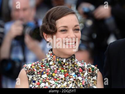 Marion Cotillard al Deux Jours une Nuit Photocall, parte del Settimo Festival di Cannes, Palais Du Festival, Cannes. Foto Stock