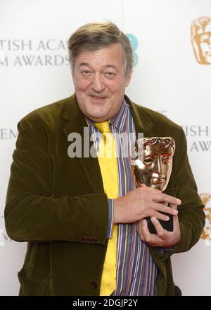 Stephen Fry durante il BAFTA Film Awards Announcement tenutosi al Princess Anne Theatre di Londra Foto Stock