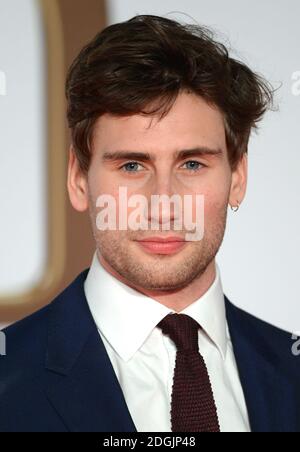 Edward Holcroft arriva al Kingsman: The Secret Service World Premiere, Odeon Cinema, Leicester Square, Londra. Foto Stock