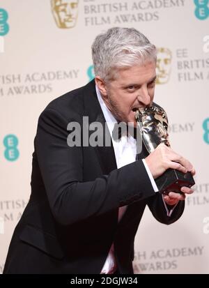 Anthony McCarten, vincitore del premio miglior sceneggiatura adattata per il film 'la Teoria di tutto' nella Sala Stampa all'EE British Academy Film Awards 2015 che si è tenuto alla Royal Opera House di Covent Garden, Londra UK. Foto Stock