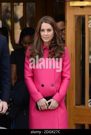 Catherine la Duchessa di Cambridge presso la chiesa di Cristo, Gipsy Hill, Londra del sud. Foto Stock