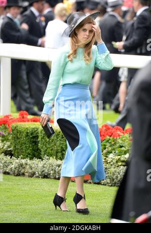 La principessa Beatrice di York partecipa al giorno 1 di Royal Ascot, Ippodromo di Ascot, Londra. (Credito obbligatorio: DOUG PETERS/EMPICS Entertainment) Foto Stock