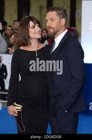 Tom Hardy e Charlotte Riley arrivano al Legend World Premiere, Odeon Cinema, Leicester Square, Londra. Il credito immagine dovrebbe essere Doug Peters/EMPICS Entertainment Foto Stock