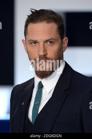 Tom Hardy arriva al Legend World Premiere, Odeon Cinema, Leicester Square, Londra. Il credito immagine dovrebbe essere Doug Peters/EMPICS Entertainment Foto Stock