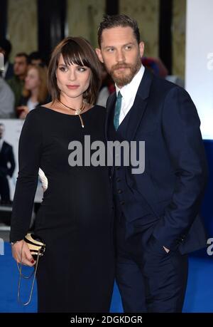 Tom Hardy e Charlotte Riley arrivano al Legend World Premiere, Odeon Cinema, Leicester Square, Londra. Il credito immagine dovrebbe essere Doug Peters/EMPICS Entertainment Foto Stock