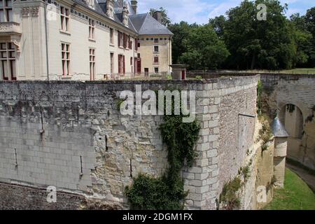 castello medievale e rinascimentale a brézé in francia Foto Stock