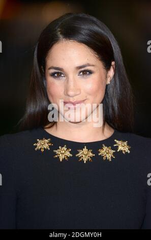 Meghan Markle arriva alla prima mondiale di 'The Hunger Games: Catching Fire', Odeon Cinema, Leicester Square, Londra, 11 novembre 2013. Il credito fotografico dovrebbe essere: Doug Peters/EMPICS Entertainment Foto Stock