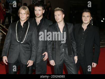 Westlife in arrivo al Brit Awards 2006, Earls Court, Londra. Â© Doug Peters/allactiondigital.com Foto Stock