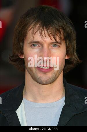 James Blunt in arrivo al Brit Awards 2006, Earls Court, Londra. Â© Doug Peters/allactiondigital.com Foto Stock