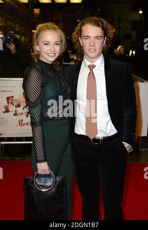 Sophie SimNet e Ross McCormack arrivano alla prima inglese della Mum's List, Curzon Cinema, Londra. Il credito fotografico dovrebbe essere: Doug Peters/EMPICS Entertainment Foto Stock