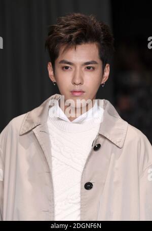 Kris Wu partecipa al Burberry London Fashion Week Show presso la Makers House, Manette Street, Londra. Il credito fotografico dovrebbe essere: Doug Peters/ EMPICS Entertainment Foto Stock