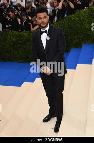 Abel Makkonen Tesfaye aka il Weeknd che partecipa al Metropolitan Museum of Art Costume Institute benefit Gala 2017, a New York City, USA. Il credito fotografico dovrebbe essere: Doug Peters/EMPICS Entertainment. Foto Stock