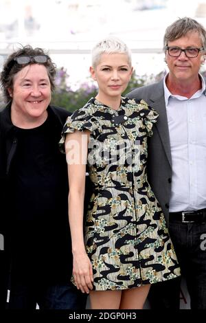 Christine Vachon (a sinistra), Michelle Williams (al centro) e Todd Haynes (a destra) partecipano alla fotocellula Wonderstruck come parte del 70° Festival di Cannes. Il credito fotografico dovrebbe essere: Doug Peters/EMPICS Entertainment Foto Stock