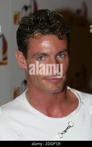 Dean Gaffney al lancio del nuovo programma MTV, TRL Live, presso l'in and out Club di Londra. Â©Doug Peters/allaction.co.uk Foto Stock