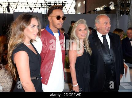 Chloe Green, Lewis Hamilton, Lady Green e Sir Philip Green partecipano al Fashion for Relief Charity Fashion Show come parte del 70° Festival del Cinema di Cannes. Il credito fotografico dovrebbe essere: Doug Peters/EMPICS Entertainment Foto Stock