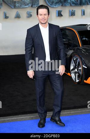 Mark Wahlberg partecipa alla prima mondiale dei trasformatori: L'ultimo cavaliere, tenutasi a Cineworld Leicester Square, Londra. Il credito fotografico dovrebbe essere: Doug Peters/EMPICS Entertainment Foto Stock