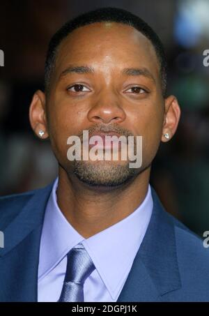 Will Smith alla prima britannica di i Robot, Leicester Square, Londra. Doug Peters/allactiondigital.com Foto Stock