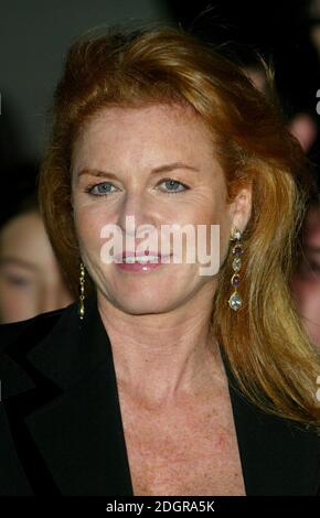 Sarah Ferguson arriva al Pride of Britain Awards 2005, ITV Television Center, Londra. Doug Peters/allactiondigital.com Foto Stock