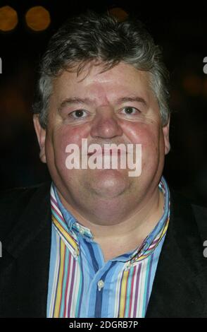 Robbie Collane arriva alla prima del film di Harry Potter e il calice del fuoco, Leicester Square, Londra. Doug Peters/allactiondigital.com Foto Stock