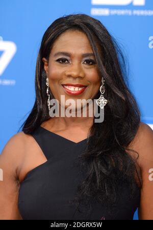 Tessa Sanderson durante gli arrivi dei tappeti rossi per la BBC Sports Personality of the Year 2017 alla Liverpool Echo Arena. Il credito fotografico dovrebbe essere: Doug Peters/EMPICS Entertainment Foto Stock