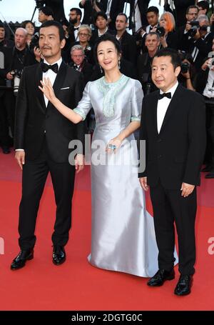 Fan Liao, Tao Zhao e Zhangke Jia che partecipano alla prima Eternals (la cenere è bianco puro) come parte del 71esimo Festival del Cinema di Cannes Foto Stock