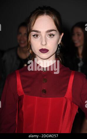 Louisa Connolly-Burnham in prima fila al J. JS Lee Catwalk Show, parte della London Fashion Week, 180 The Strand, Londra. Il credito fotografico dovrebbe essere: Doug Peters/EMPICS Foto Stock