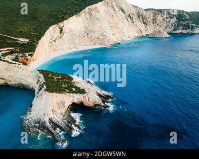 Aeriall vista dell'isola greca / Lefkada Foto Stock