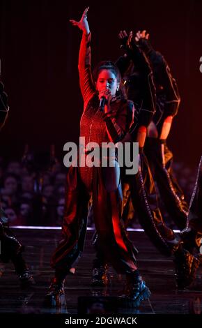 Rosalia in scena durante il MTV Europe Music Awards 2018 tenutosi al Bilbao Exhibition Centre, Spagna Foto Stock