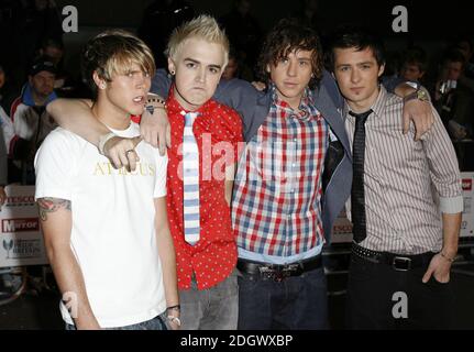 McFly arriva al Daily Mirror Pride of Britain Awards 2006, ITV Studios, South Bank, Londra, 6 novembre 2006. Foto Stock