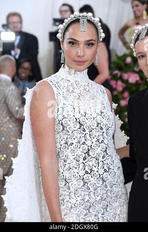 Gal Gadot frequentando il Metropolitan Museum of Art Costume Institute benefit Gala 2019 a New York, USA.Picture Credit dovrebbe leggere: Doug Peters/EMPICS Foto Stock