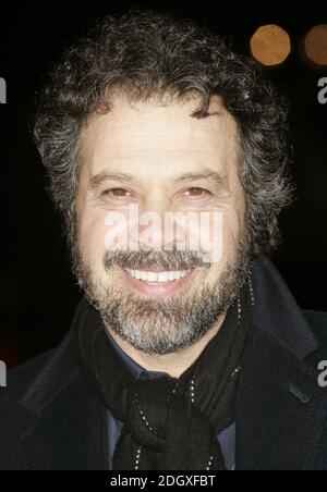 Edward Zwick arriva alla prima europea del "Blood Diamond" all'Odeon Cinema di Leicester Square, nel centro di Londra, il 23 gennaio 2007. Foto Stock