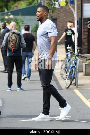 Anthony Joshua partecipa al lancio di Made by Sport, una nuova campagna che riunisce una coalizione di enti di beneficenza che sostengono i giovani svantaggiati attraverso lo sport, presso il Black Prince Trust di Lambeth, Londra. Il credito di immagine dovrebbe leggere: Doug Peters/EMPICS Foto Stock