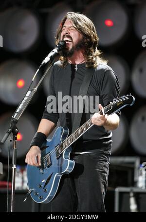 I Foo Fighters vivono al concerto Live Earth London, Wembley Stadium, Londra. Foto Stock
