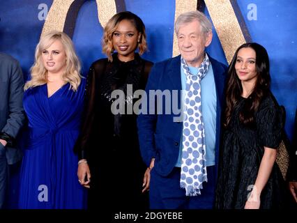 I ribelli Wilson, Jennifer Hudson, Sir Ian McKellen e Francesca Hayward frequentano la fotocellula Cats al Corinthia Hotel di Londra Foto Stock