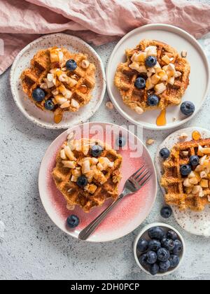 Salutari waffle OAT senza glutine. Copia spazio Foto Stock