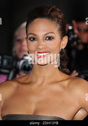 Aleshia Dixon arriva al Variety Club Showbiz Awards 2009, Grovestor House Hotel, Park Lane, Londra. Foto Stock