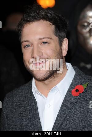 Matt cardle arrivare per la prima mondiale di Harry Potter e i doni della morte : prima parte, all'Odeon West End, Leicester Square, Londra. Foto Stock