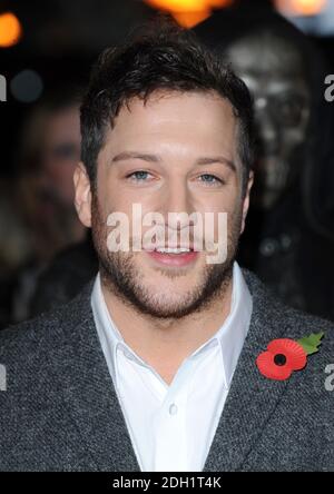 Matt cardle arrivare per la prima mondiale di Harry Potter e i doni della morte : prima parte, all'Odeon West End, Leicester Square, Londra. Foto Stock