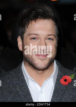 Matt cardle arrivare per la prima mondiale di Harry Potter e i doni della morte : prima parte, all'Odeon West End, Leicester Square, Londra. Foto Stock