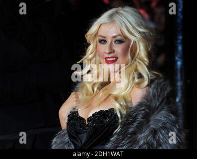 Christina Aguilera arriva alla prima britannica di Burlesque, Odeon Cinema, Londra. Foto Stock