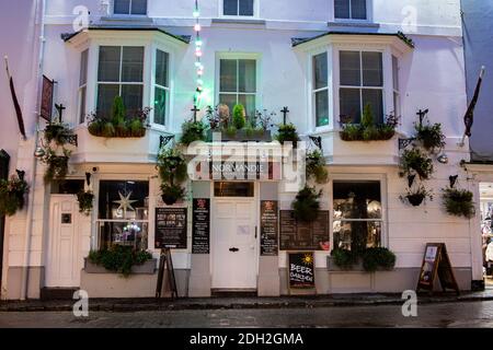 Tenby, Galles, Regno Unito. 9 Dic 2020. Una vista della Normandia, Tenby. Lewis Mitchell. Foto Stock