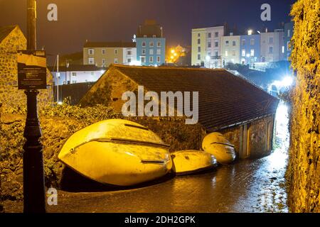 Tenby, Galles, Regno Unito. 9 Dic 2020. Una vista del Porto di Tenby. Lewis Mitchell. Foto Stock