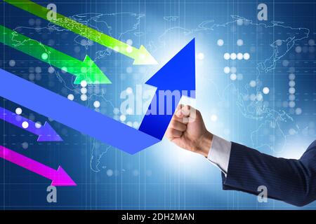 Concetto di ripresa economica con grafici a linee Foto Stock