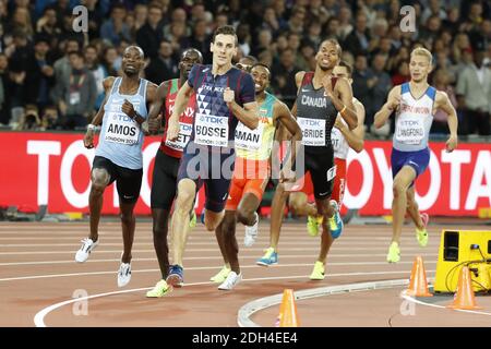 Pierre-Ambroise Bosse in Francia vince la finale maschile di 800 metri al Campionato Mondiale di Atletica IAAF 2017 allo Stadio Olimpico di Londra, Regno Unito, l'8 agosto 2017. Bosse ha vinto in un tempo di 1 minuto e 44.67 secondi. Foto di Henri Szwarc/ABACAPRESS.COM Foto Stock