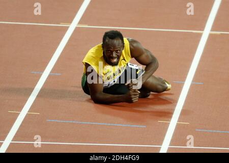 Usain Bolt della Giamaica si trova infortunata dopo la finale di relè 4x100m da uomo durante il 9° giorno dei Campionati del mondo IAAF 2017 allo stadio di Londra, Regno Unito, sabato 12 agosto 2017. Foto di Henri Szwarc/ABACAPRESS.COM Foto Stock