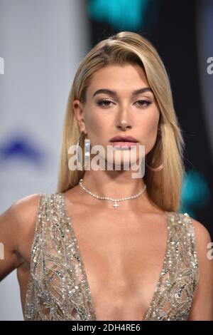 Hailey Baldwin partecipa ai MTV Video Music Awards 2017 al Forum il 27 agosto 2017 a Los Angeles, California, USA. Foto di Lionel Hahn/ABACAPRESS.COM Foto Stock